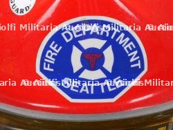 etats-Unis, casque de sapeur-pompier de Seattle. United States, Seattle firefighter helmet. — photo 4