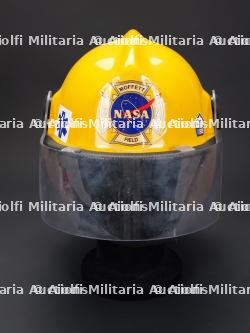 etats-Unis, casque de sapeur-pompier du site de la NASA a Moffett Field. United States, NASA Moffett Field firefighter helmet. — photo 2