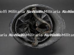 Europe, lot de trois casques de pompiers. Europe, set of three firefighter helmets. — miniature 20
