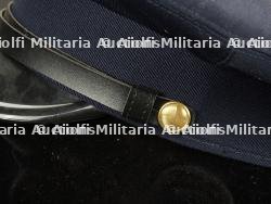 Europe centrale, lot de cinq coiffures de sapeurs-pompiers. Central Europe, set of five firefighter headpieces. — photo 7