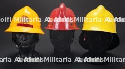 Europe centrale, lot de cinq casques de sapeurs-pompiers. Central Europe, set of five firefighter helmets. — miniature 2