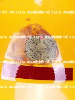 Europe centrale, lot de cinq casques de sapeurs-pompiers. Central Europe, set of five firefighter helmets. — miniature 3