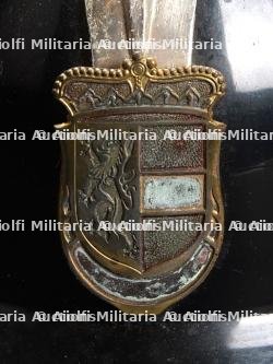 Europe centrale, lot de cinq casques de sapeurs-pompiers. Central Europe, set of five firefighter helmets. — photo 15