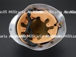 Finlande, lot de trois casques de sapeurs-pompiers. Finland, set of three firefighter helmets. — photo 15