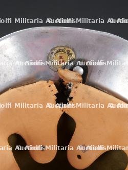Finlande, lot de trois casques de sapeurs-pompiers. Finland, set of three firefighter helmets. — miniature 16