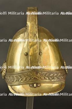 France, lot de deux casques de sapeurs-pompiers, modeles 1830-1848. France, set of two firefighter helmets, 1830–1848 models. — miniature 4