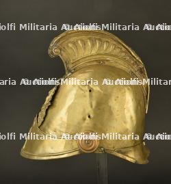 France, casque de sapeur-pompier de Puiseaux, dans le Loiret, vers 1850. France, firefighter helmet from Puiseaux, Loiret, circa 1850. — photo 5