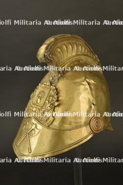 France, casque de sapeur-pompier de Puiseaux, dans le Loiret, vers 1850. France, firefighter helmet from Puiseaux, Loiret, circa 1850. — photo 6