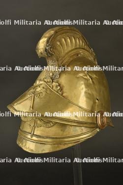 France, casque de sapeur-pompier de Puiseaux, dans le Loiret, vers 1850. France, firefighter helmet from Puiseaux, Loiret, circa 1850. — miniature 7