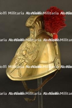 France, casque de sapeur-pompier modele 1852 d'Elbeuf. France, model 1852 firefighter helmet from Elbeuf. — photo 11