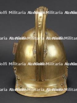 France, casque de sapeur-pompier modele 1855 de Meximieux, dans l'Ain. France, model 1855 firefighter helmet from Meximieux, Ain. — photo 7