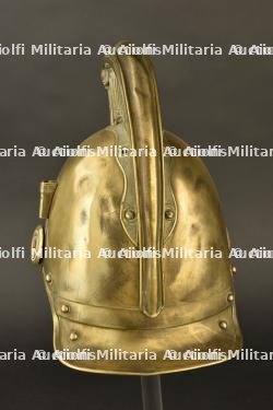 France, casque de sapeur-pompier modele 1855 de Belleme, dans l'Orne. France, model 1855 firefighter helmet from Belleme, Orne. — miniature 7