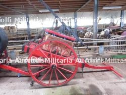 France, charrette-pompe a main Gugumus. France, Gugumus hand-operated fire pump cart.