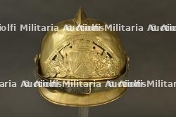 France, casque de sapeur-pompier de Steinbourg, en Alsace. France, firefighter helmet from Steinbourg, Alsace.