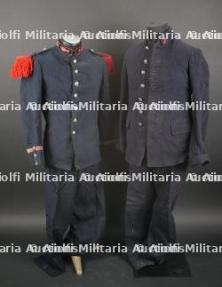 France, uniformes de sapeurs-pompiers des IIIe et IVe Republiques. France, firefighter uniforms from the Third and Fourth Republics.