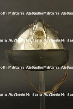 France, casque de motocycliste de sapeur-pompier. France, firefighter motorcycle helmet.