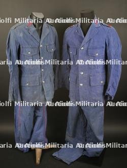 France, vestes et pantalons bleus de travail. France, blue work jackets and trousers.