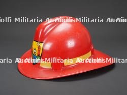 Irlande, casque de sapeur-pompier de la ville de Cork. Ireland, firefighter helmet from the city of Cork.
