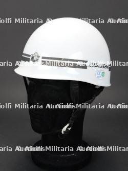 Japon, casque de sapeur-pompier ou de la securite civile de Kyoto. Japan, Kyoto firefighter or civil defence helmet.
