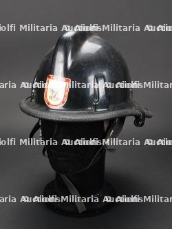 Portugal, casque de sapeur-pompier de Vidago. Portugal, firefighter helmet from Vidago.