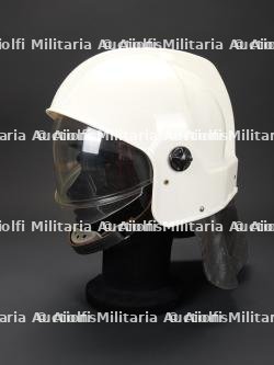 Russie, casque de sapeur-pompier de 2003. Russia, 2003 firefighter helmet.