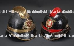 Tchecoslovaquie, lot de deux casques de sapeurs-pompiers. Czechoslovakia, group of two firefighter helmets.