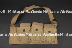 Bandoleer FM Bar regimenté