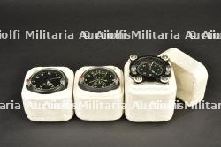Lot de 3 montres de bord russes des années 1990