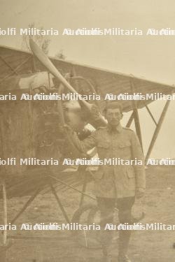 Cadre photo d'un aviateur avec son Caudron G3 — photo 2
