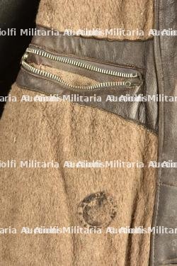 Manteau trois quart en cuir, tunique d'officier et photo du pilote mécanicien Clément Noger du 37e régiment d'aviation du Maroc — miniature 3