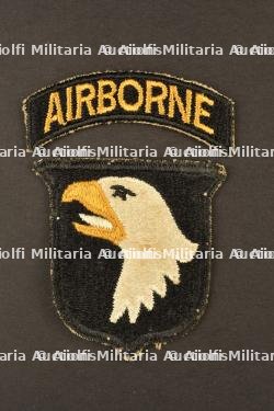 Patch de la 101ème Airborne Aigle à langue blanche