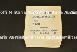 Verres de rechange pour lunettes de vol en boite d'origine. Lenses 10 pairs clear glass pairs army air force.