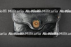 Pochette en cuir pour pansement