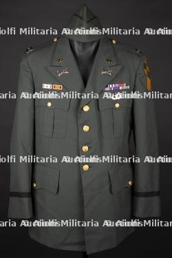 Uniforme d'un Capitaine de la première division de cavalerie US