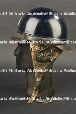 Casque motocycliste modèle 1933 Garde Personnelle du Chef de l’Etat. — miniature 12