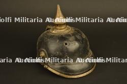 Relique de casque à pointe