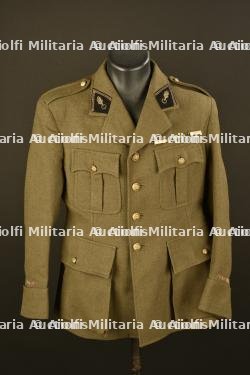 Vareuse modèle 1941 d'adjudant du 1er Régiment de la Garde
