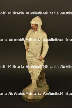 Statuette publicitaire pour le tabac du Congo Belge