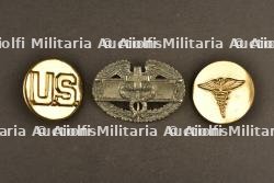 Insignes de col troupes du Medical Corps