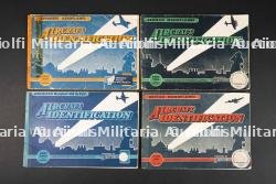 Ensemble de livrets d'identification des avions