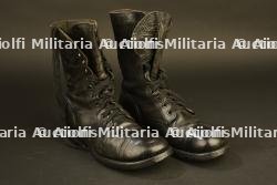 Bottes de saut du parachutiste Sargerit Guerre de Corée