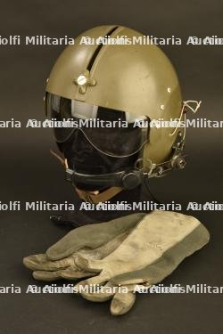 Casque de pilote d'hélicoptère APH-5 et gants Guerre du Vietnam