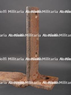 Pare-chocs de véhicule allemand. German vehicle bumper. — miniature 13