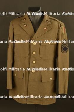 Vareuse de Sergent-Chef Spécialiste B Myers de la 5th Field Artillery Unit de la Big Red One