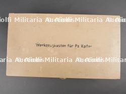 Caisse d'outillage de véhicules blindés. Armored Vehicle Tool Box
