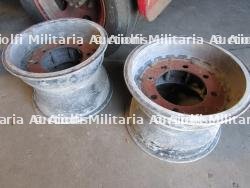 Paire de roues de bombardier allemand