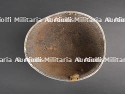 Coque de casque MP Provenant de Malmédy. MP helmet shell from Malmédy. — photo 13