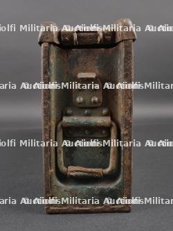 Caisse MG34/42 Camouflé. Camouflaged MG34/42 crate. — miniature 5