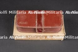 Trousse de toilette dans son carton d'origine