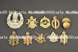 Ensemble d'insignes anglais — miniature 2